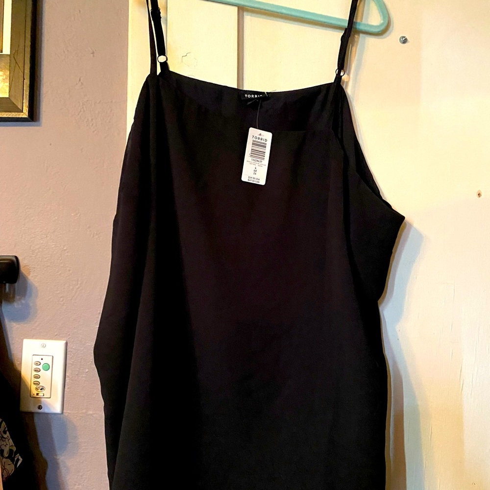 Torrid NWT size 4 Black Chiffon tank double layer Cami